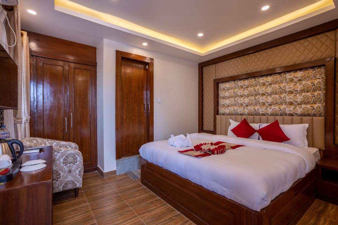 Airport Himalaya Boutique Hotel Kathmandu Bagian luar foto