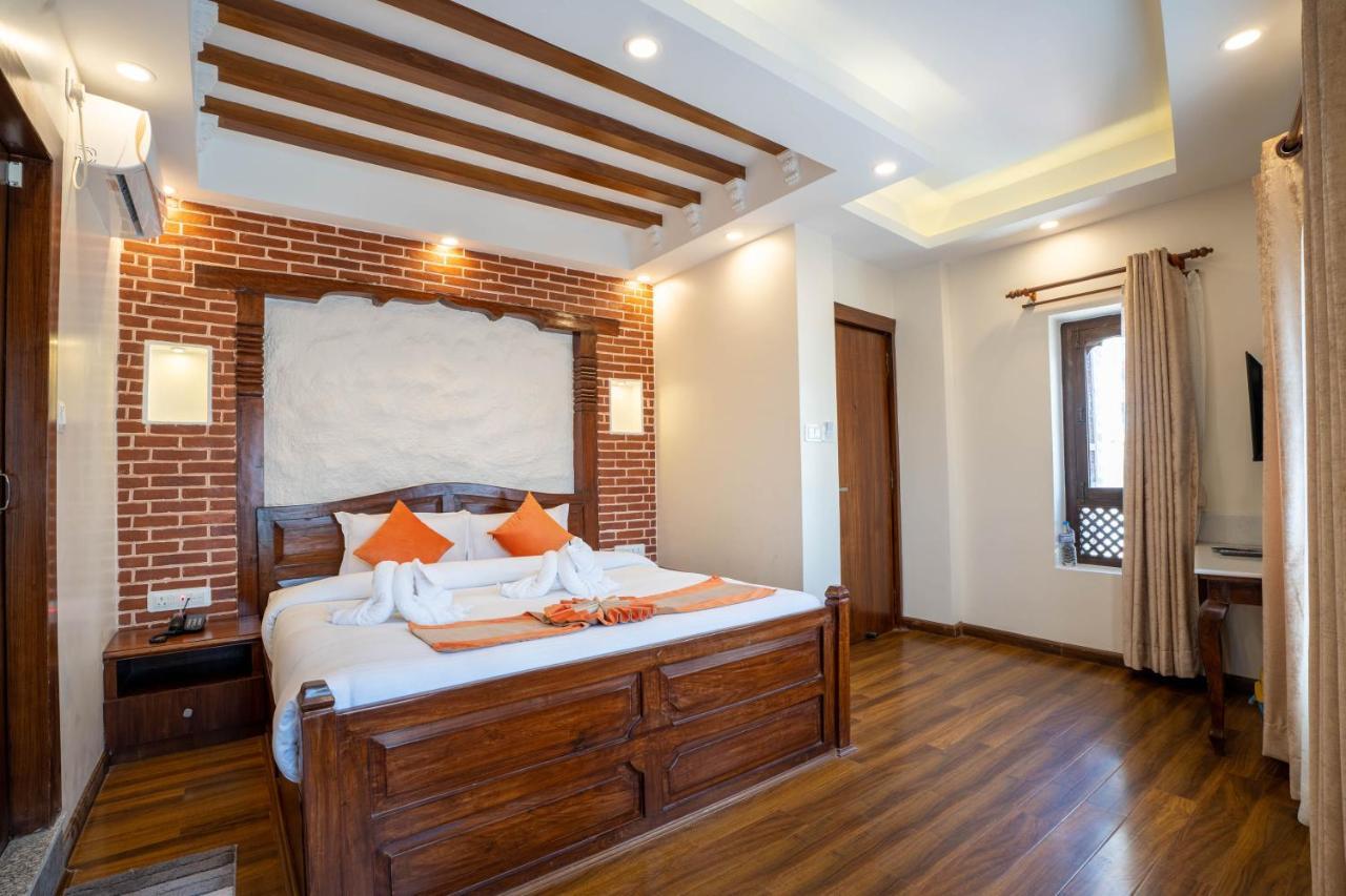 Airport Himalaya Boutique Hotel Kathmandu Bagian luar foto