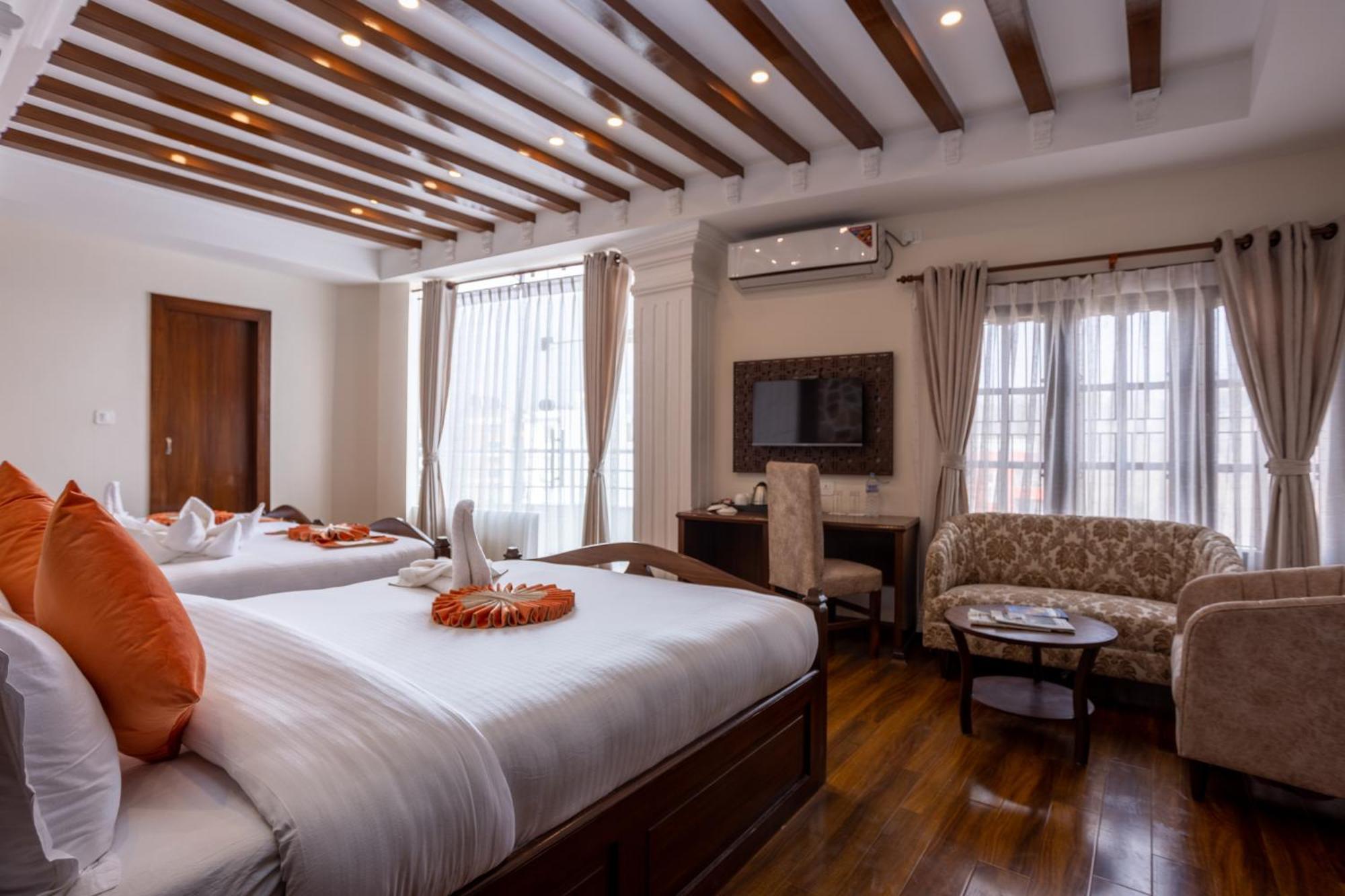 Airport Himalaya Boutique Hotel Kathmandu Bagian luar foto